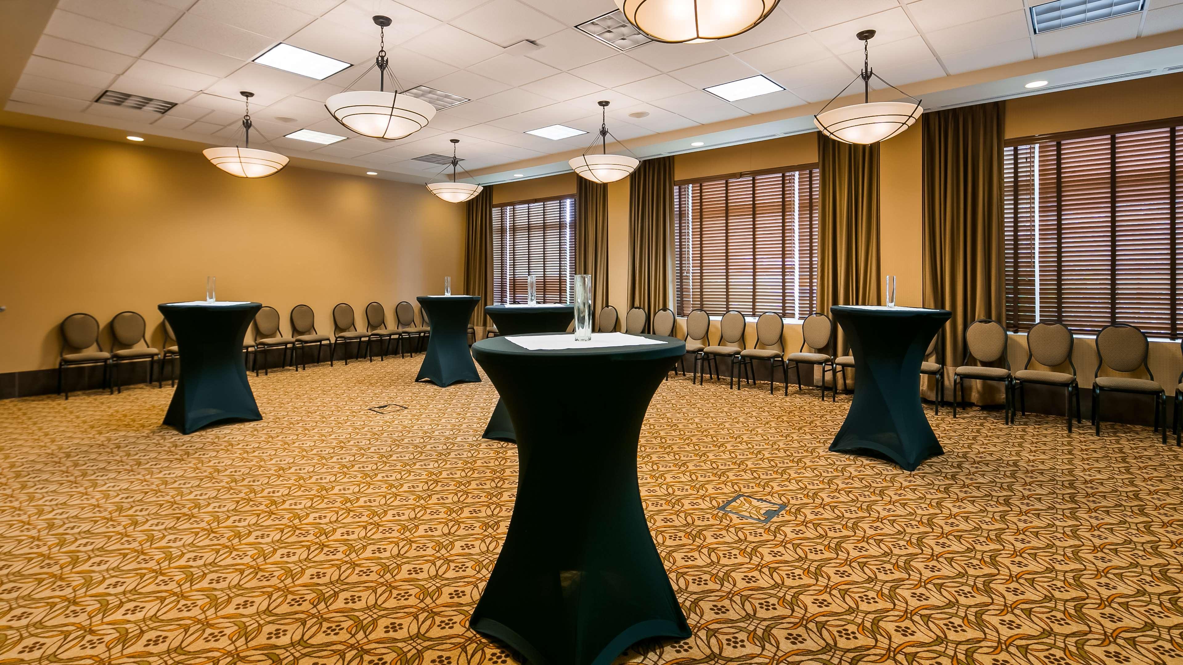 Best Western Sunrise Inn & Suites Stony Plain Exteriör bild