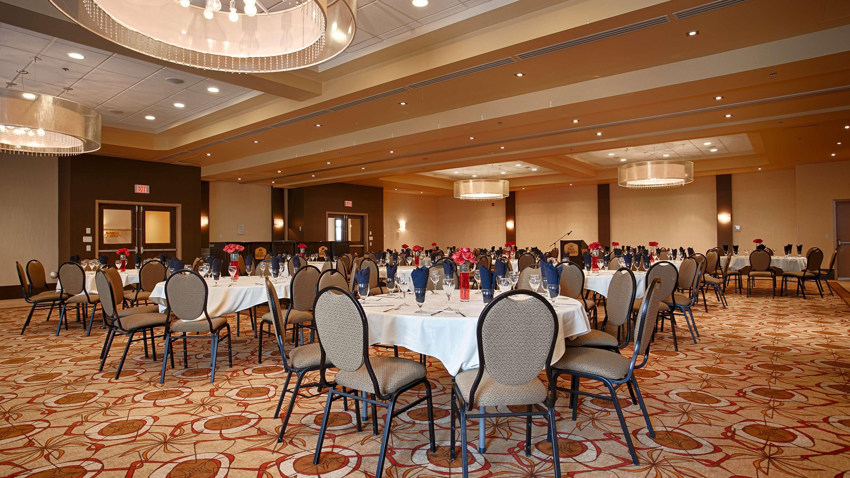Best Western Sunrise Inn & Suites Stony Plain Exteriör bild