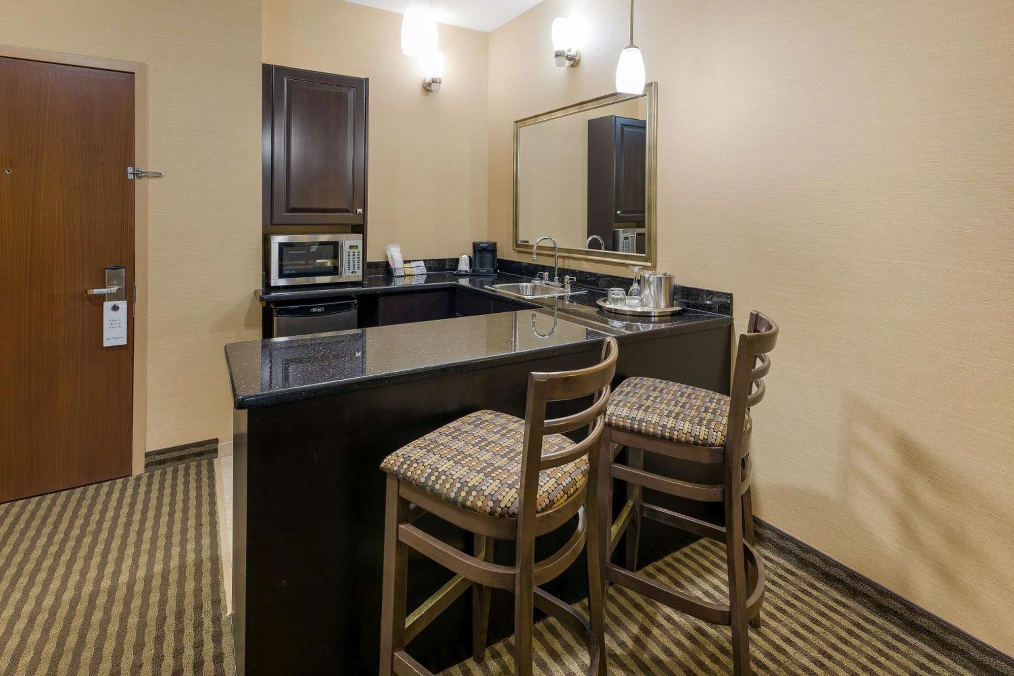 Best Western Sunrise Inn & Suites Stony Plain Exteriör bild